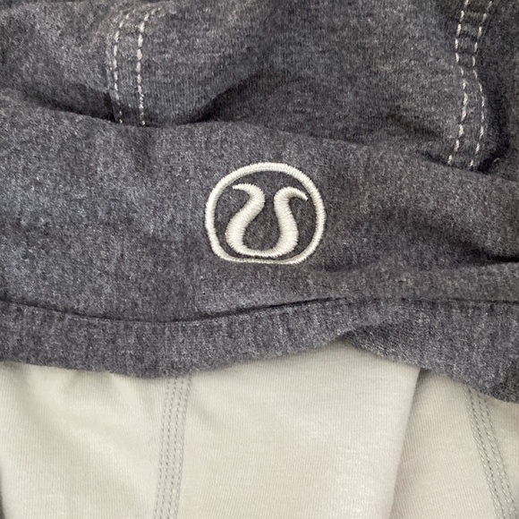Lululemon Grey Hood Sweater Size 4 - Picture 2 of 8